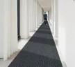 Egyszínű, antracit szennyfogó szőnyeg kültérre és beltérre méterben 100 cm szélességű