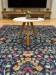 Carpetum kék alapon virágmintás vintage szőnyeg 160x230 cm