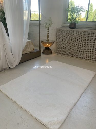 Vajpuha shaggy sebano Fehér (White) 67x110